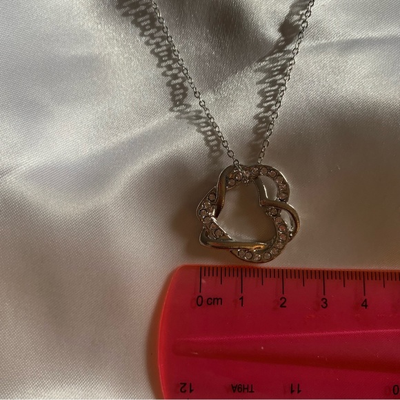 New High quality silver rhodium Swarovski crystal double heart on 17 inch chain - Picture 6 of 6